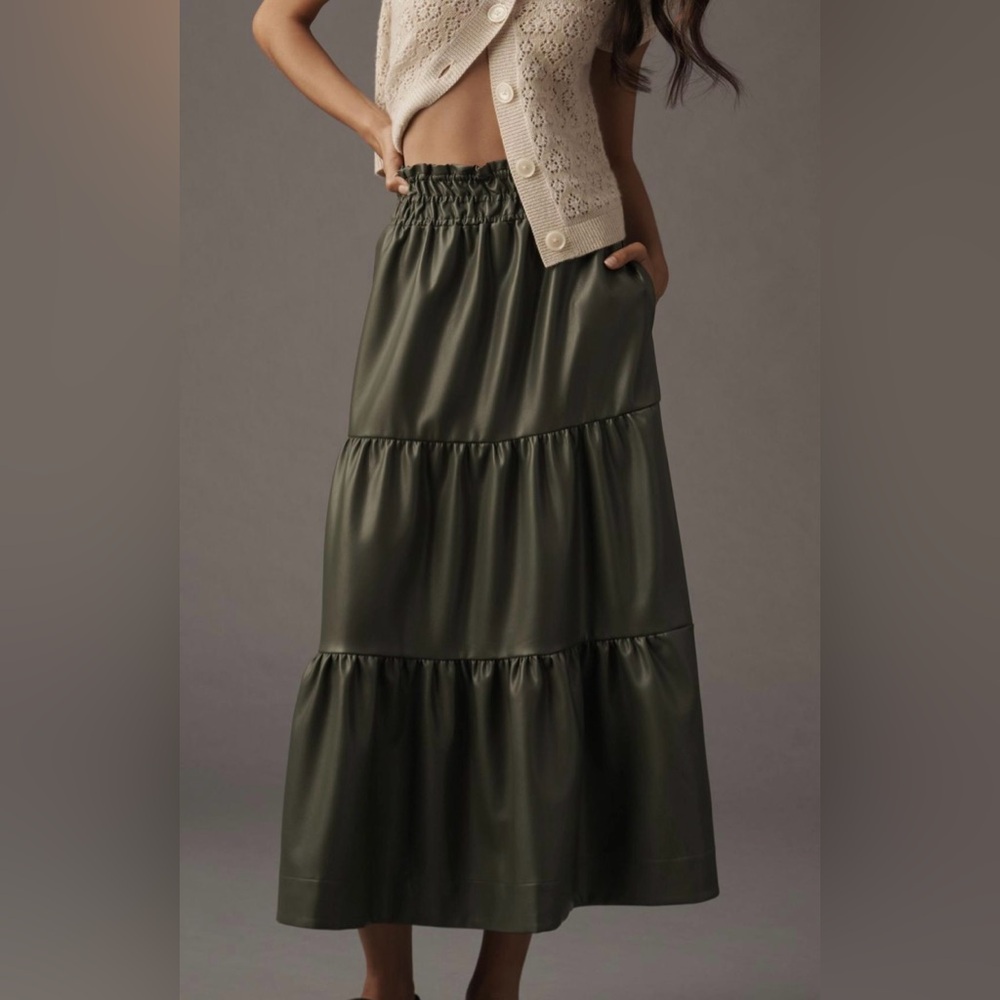 Anthropologie tierred skirt - Picture 1 of 6